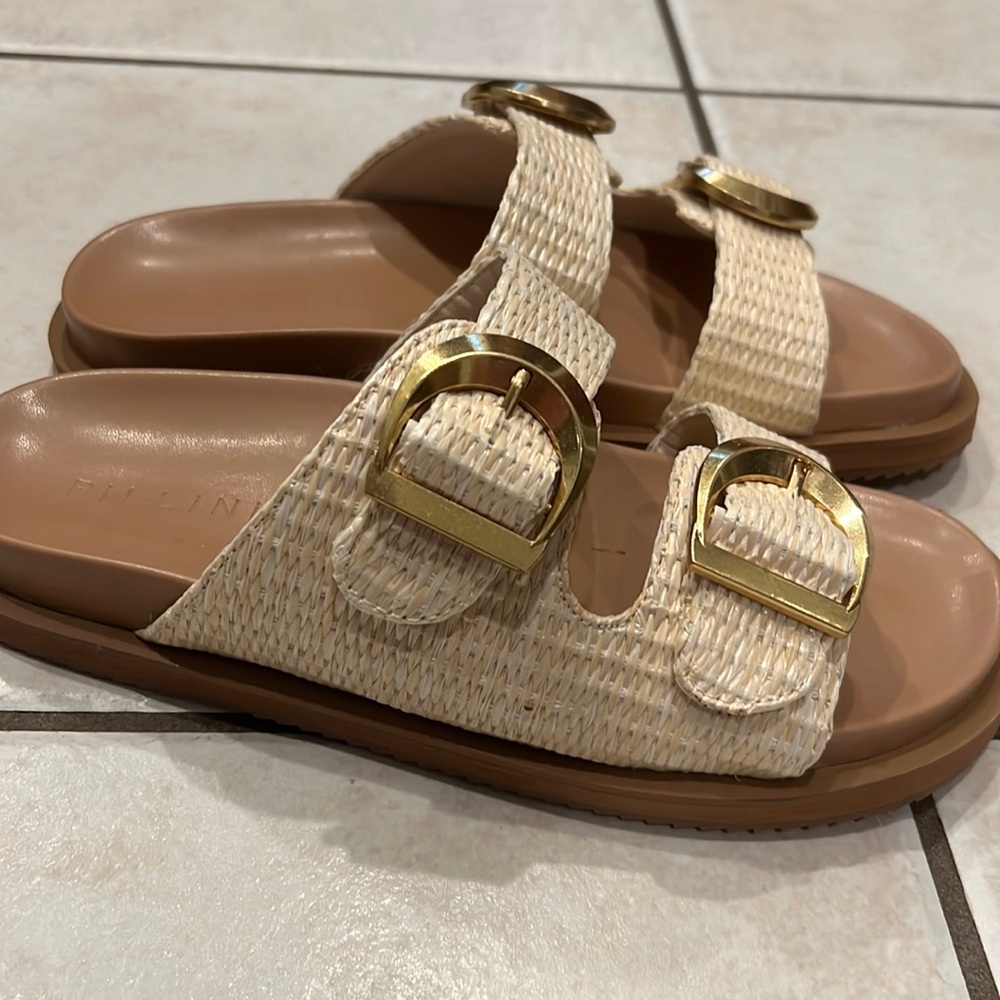 Altar’d State Sandals